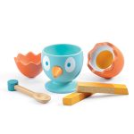 Role-playing game 'Egg and egg case'