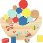 Wooden balance game
