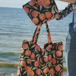 Beach cosmetic bag 'Peaches' - Image 6