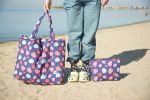 Beach cosmetic bag 'Blue Strawberries' - Image 3