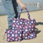 Beach cosmetic bag 'Blue Strawberries' - Image 5