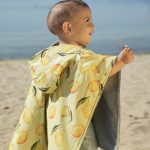Beach poncho 'Lemons' - Image 2