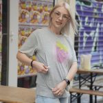 Nursing T-shirt 'Sweet Like a Berry' - Grey - Image 11
