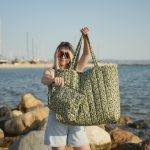 Beach cosmetic bag 'Green Animal Print' - Image 2