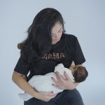 Nursing T-shirt 'MAMA' - Black & Animal Print - Image 5
