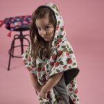 Beach poncho 'Sweet Berries' - Image 5