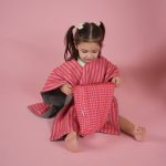 Beach poncho 'Rosy Stripes'