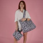 Beach cosmetic bag 'Blue Bandana' - Image 5