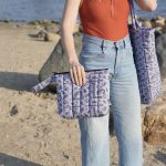 Beach cosmetic bag 'Blue Bandana' - Image 2